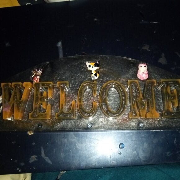 Black and Orange Cat Welcome Sign - Picture 1 of 5